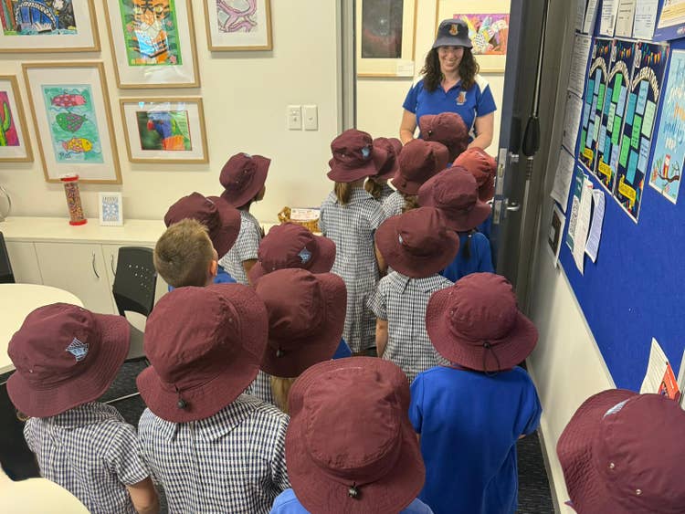 Photo of kindergarten students visiting the Principal's office